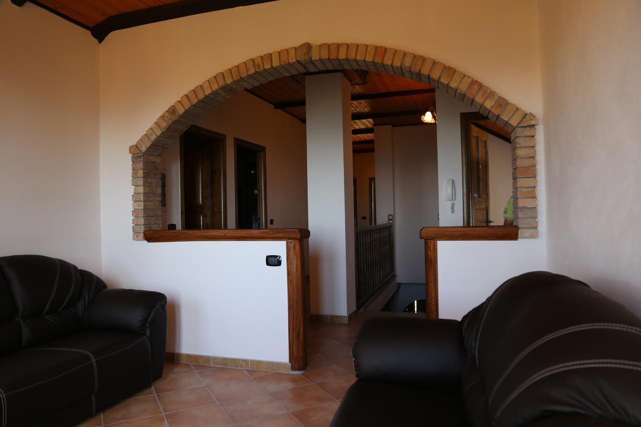 Agriturismo Pirara Sant'Angelo  Εξωτερικό φωτογραφία